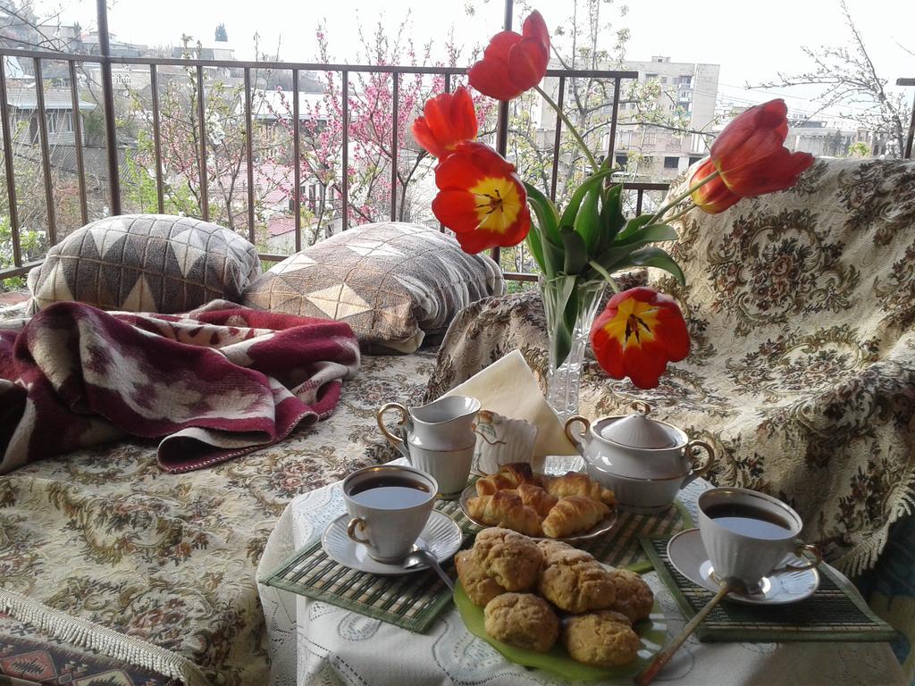Guest House Edem Tbilisi ภายนอก รูปภาพ